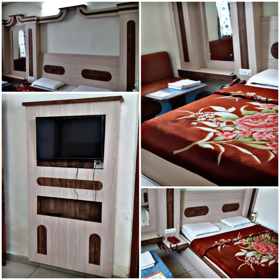 Aashirwad Hotel 카트라 외부 사진