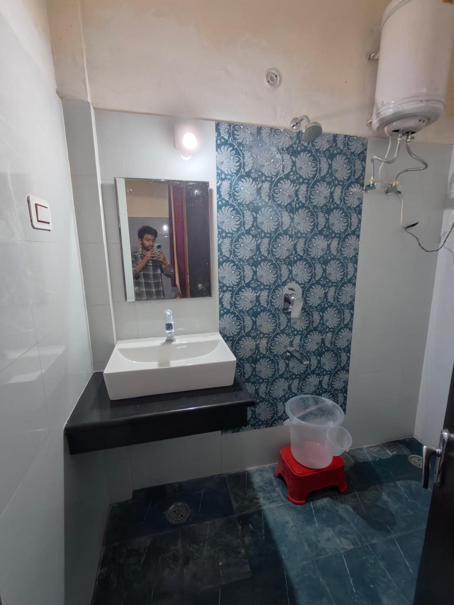 Aashirwad Hotel 카트라 외부 사진